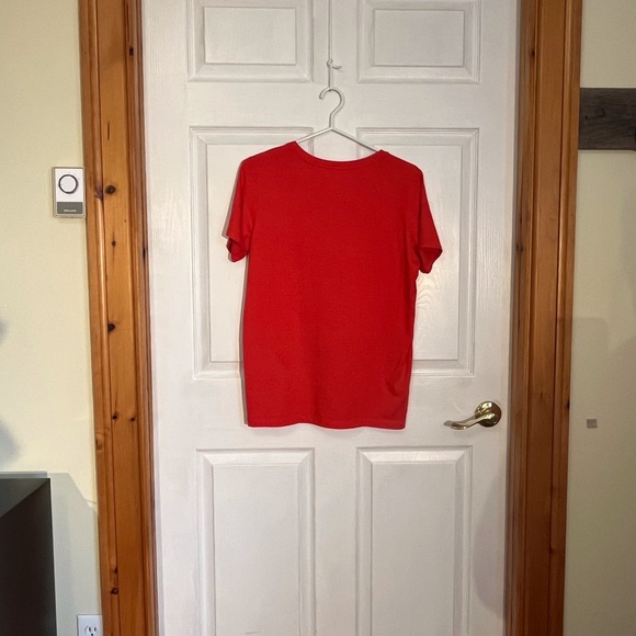 Land’s End V neck t shirt. Small. Relaxed fit - Picture 4 of 9